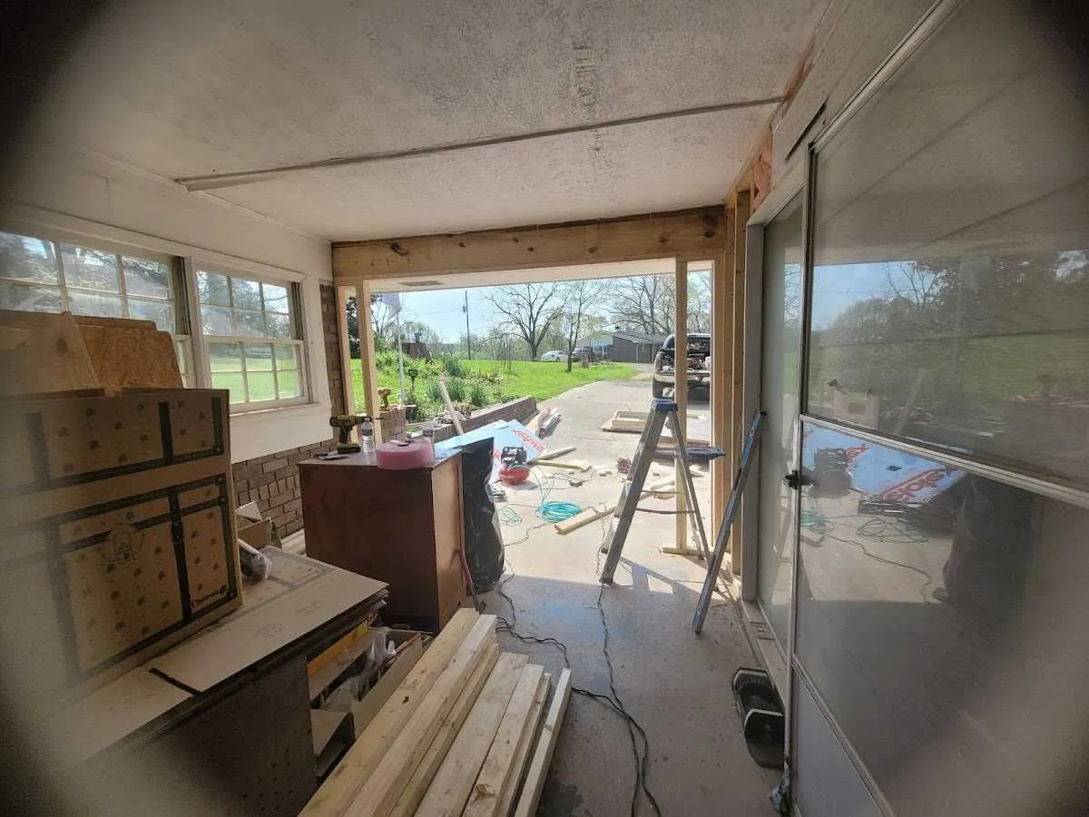 Air movers and dehumidifier for Drying & Dehumidification in McDonough